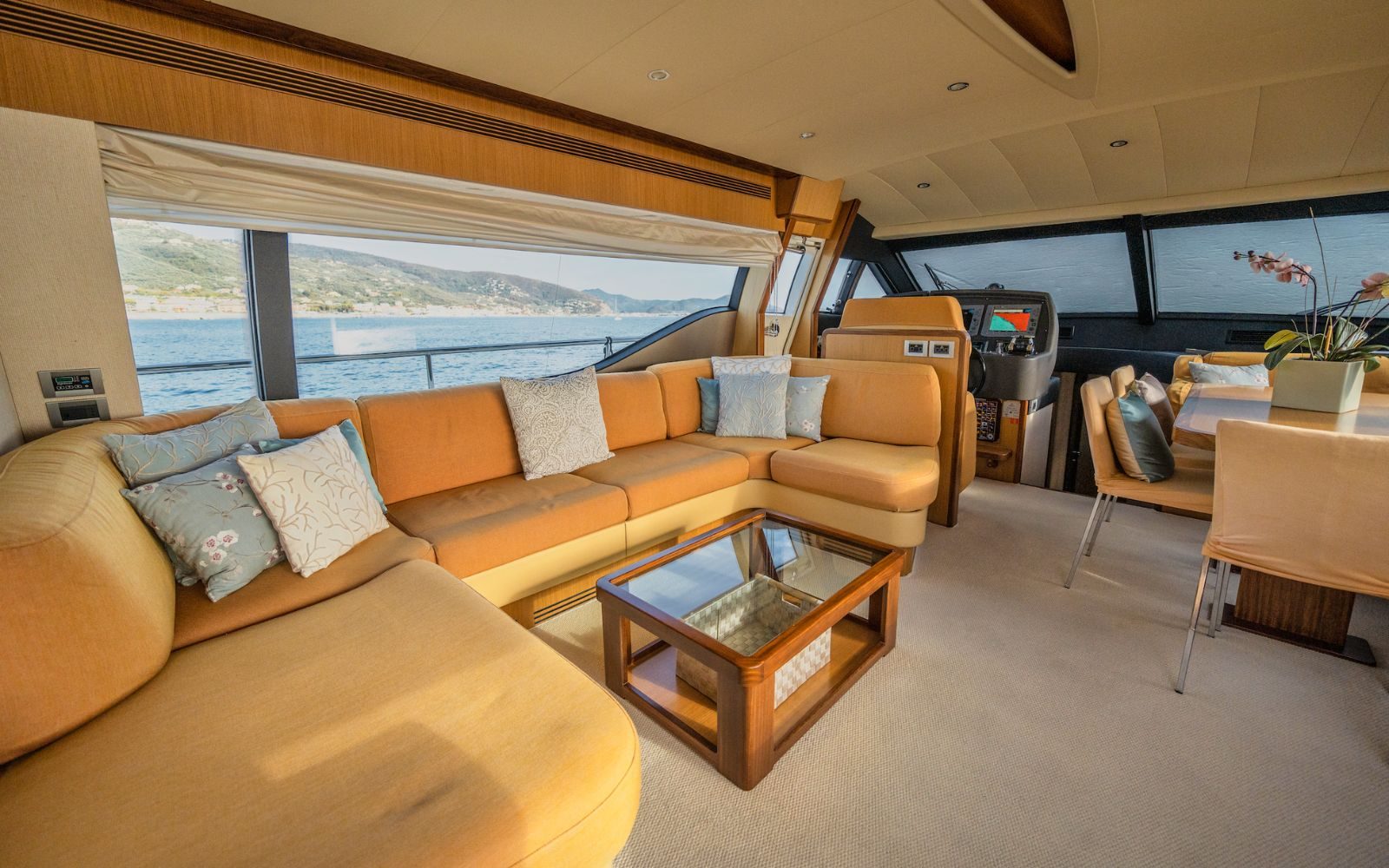 Ferretti 630
