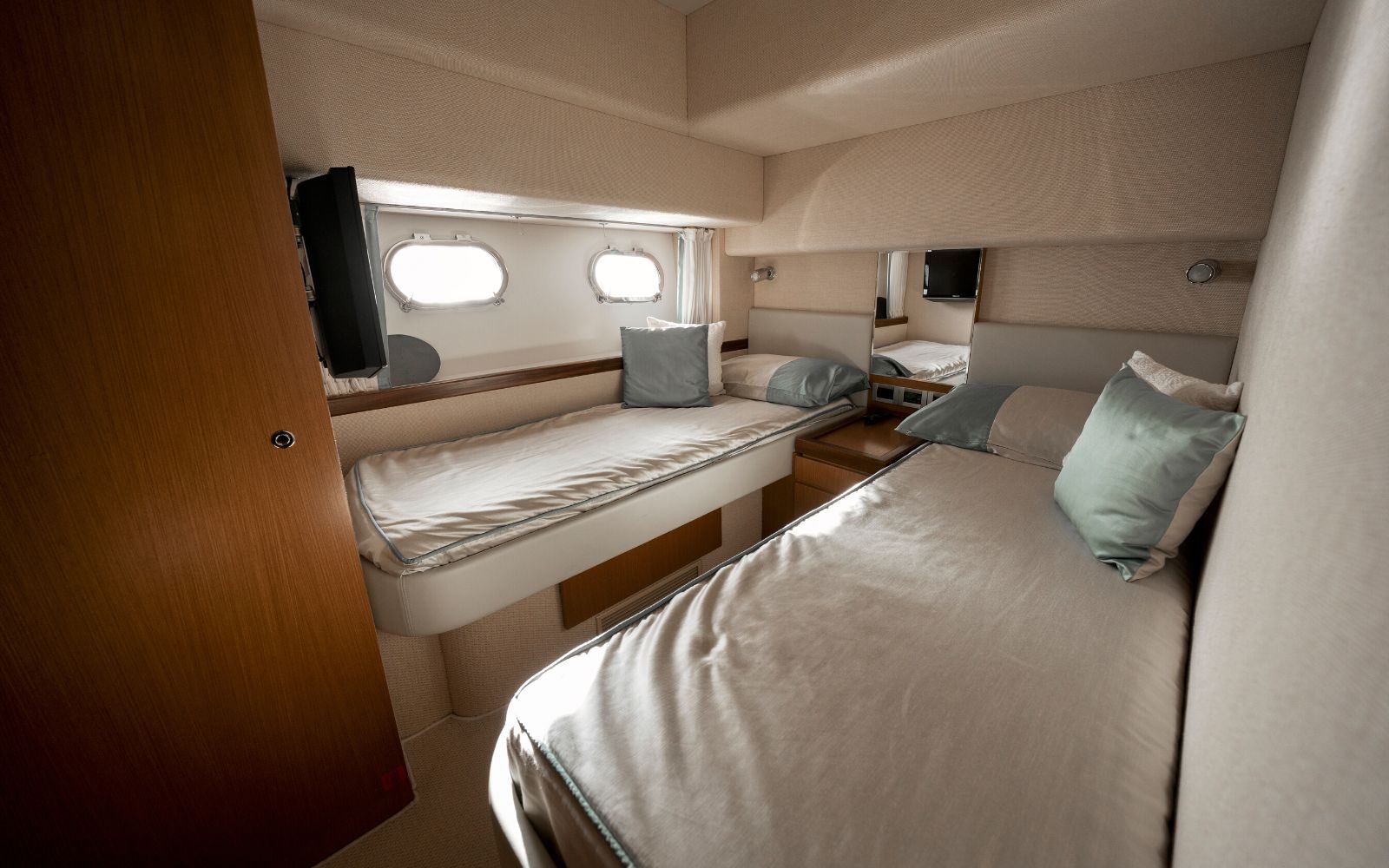 Ferretti 630