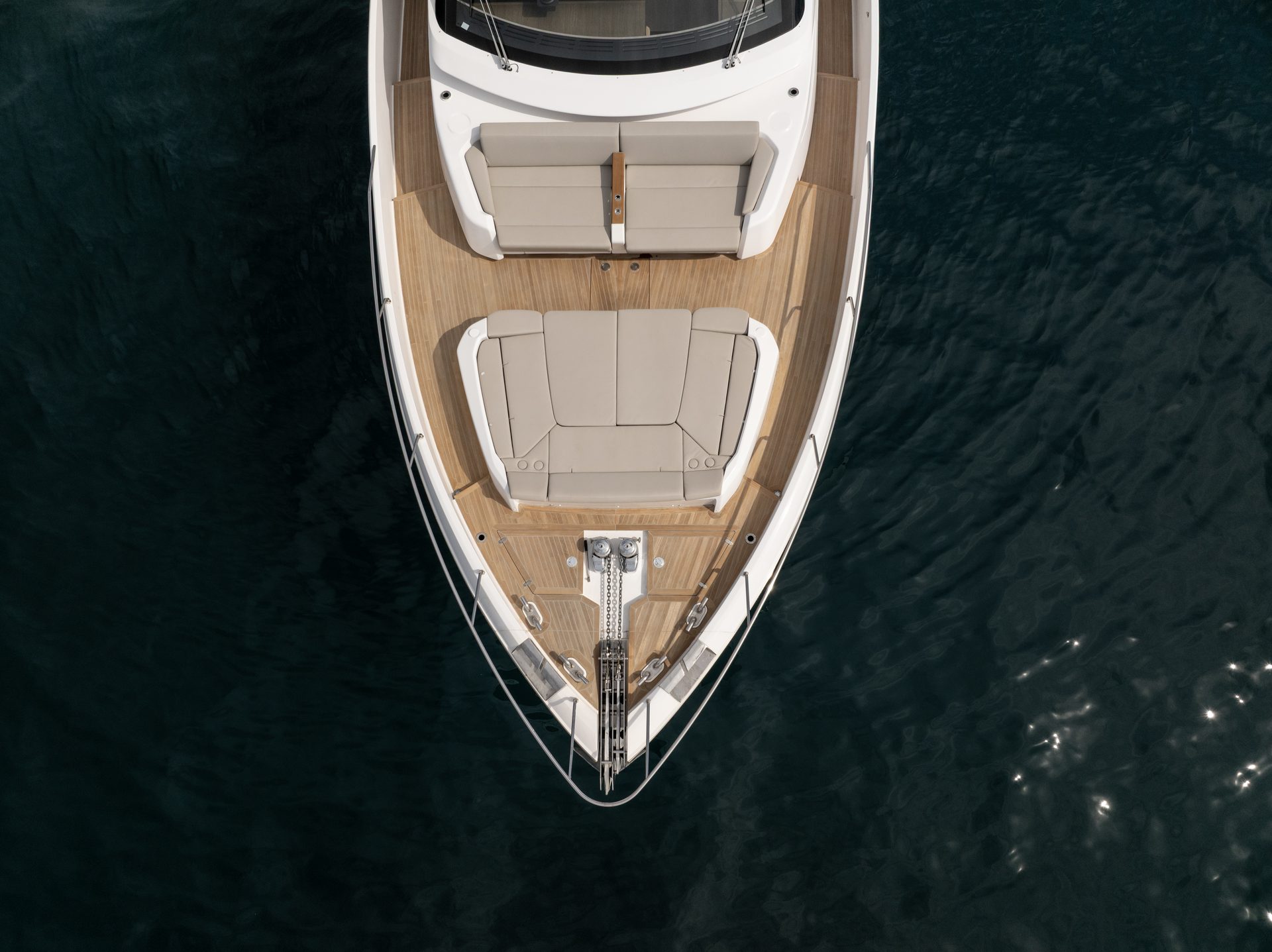 Ferretti 860